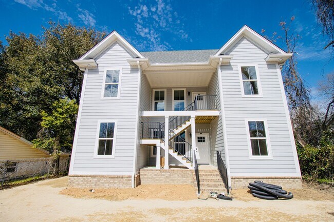 Foto del edificio - "Welcome to Olympia – Brand New Units!" Sp...