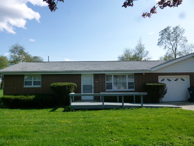 Primary Photo - 2 Bedroom Duplex in Cemar Estates