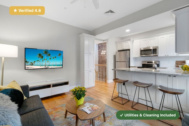Building Photo - Furnished Bedroom with Private Bath in East Boston