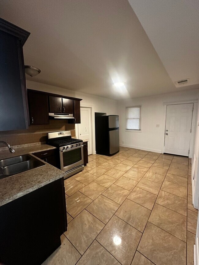 Foto del edificio - 2515 E 72nd Pl