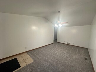 Building Photo - 2721 Blossom Ave