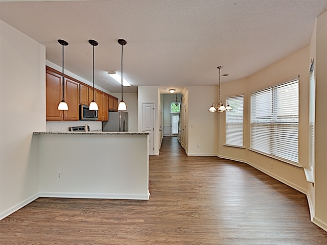 Foto del edificio - 3317 Blue Springs Station NW