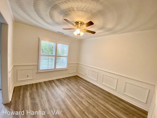 Building Photo - 2 br, 2.5 bath House - 4325 Sugarleaf Court