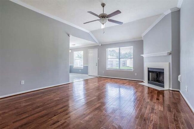 Building Photo - 221 Armand Bay Dr