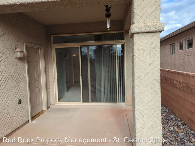 Building Photo - 2 br, 2 bath House - 3764 E Canyon Crest Ave