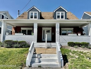 Building Photo - 110 4th Ave Building Photo - 110 4th Ave