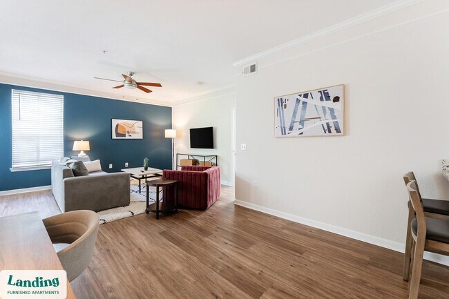 Foto del edificio - 2801 Biltmore Park Dr