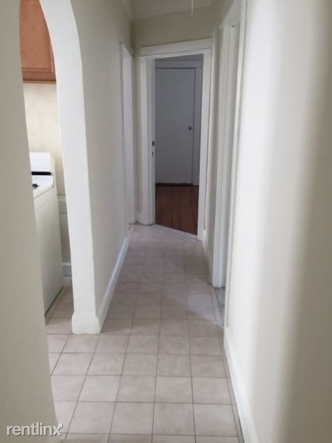 Building Photo - 1840 Wallace Ave