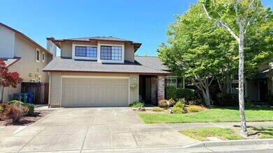 Building Photo - 233 Tipperary Ln