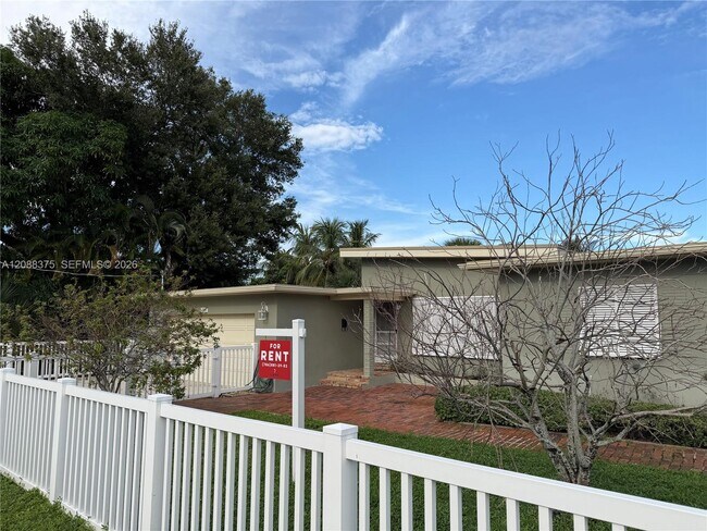 Foto del edificio - 800 SW 8th Terrace