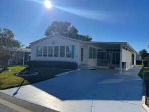 Building Photo - 5870 SW 59th St