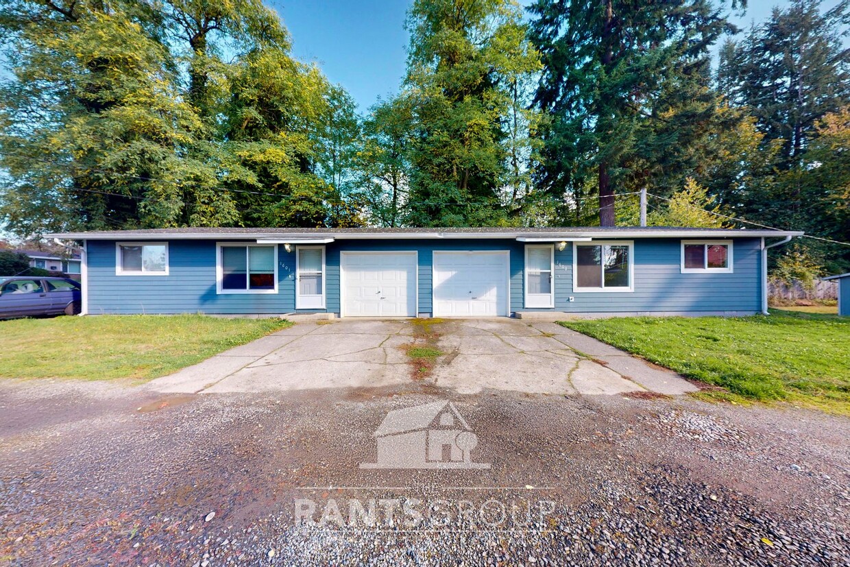 Primary Photo - Great Location! Quiet Duplex!
