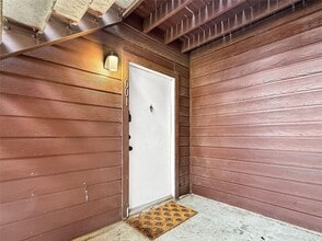 Building Photo - 12905 Woodforest Blvd