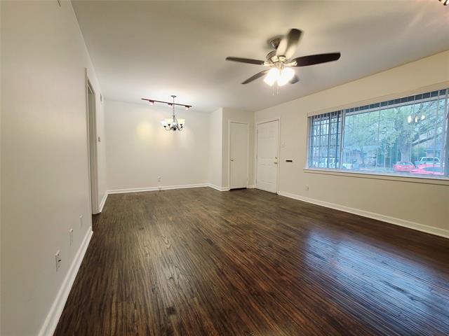 Foto del edificio - 3108 Mayhew Dr