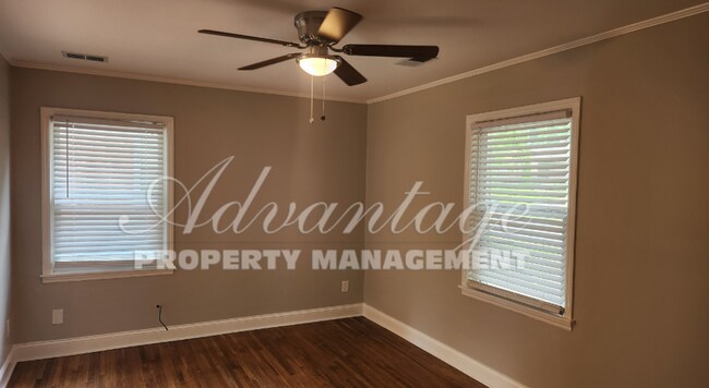 Building Photo - Beautifully Renovated Home in Perkins Road...