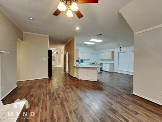 Foto del edificio - 7116 Meadowside Rd S