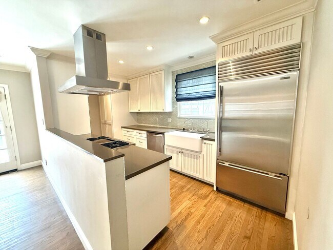 Foto del edificio - Rare Opportunity in the Heart of South Pas...