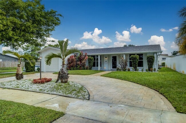 Foto del edificio - 4917 W Park Rd