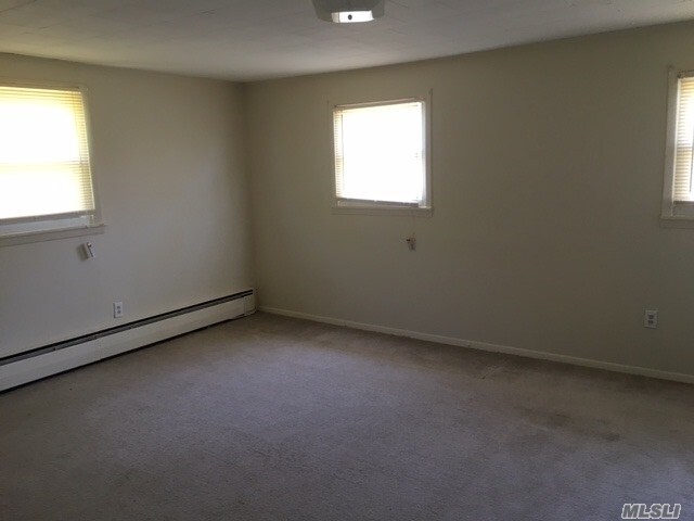 Building Photo - 1574 Herzel Blvd