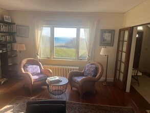 Building Photo - 6 Bass Rocks Rd