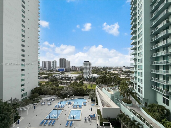 Foto del edificio - 1800 N Bayshore Dr