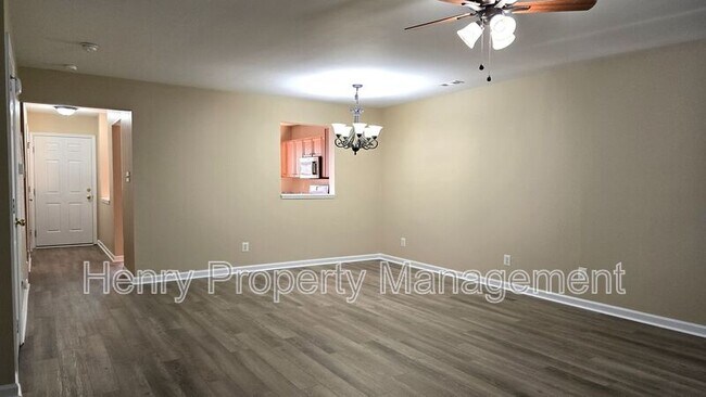 Building Photo - 219 Virens Dr