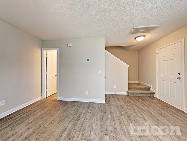 Foto del edificio - 2656 Captains Watch Rd NE