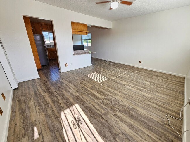 Foto del edificio - 1064R