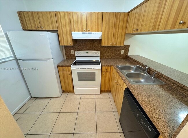 Foto del edificio - 3500 NW 116th Terrace