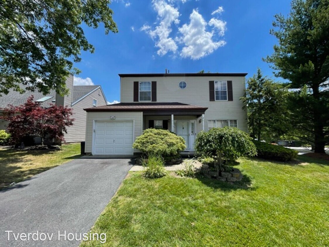 Primary Photo - 5 br, 2.5 bath House - 67 Nottingam Dr
