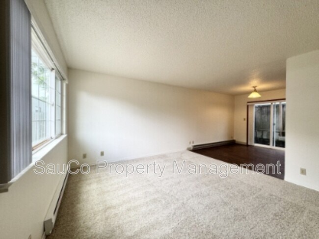 Foto del edificio - 536 SW Nebraska St