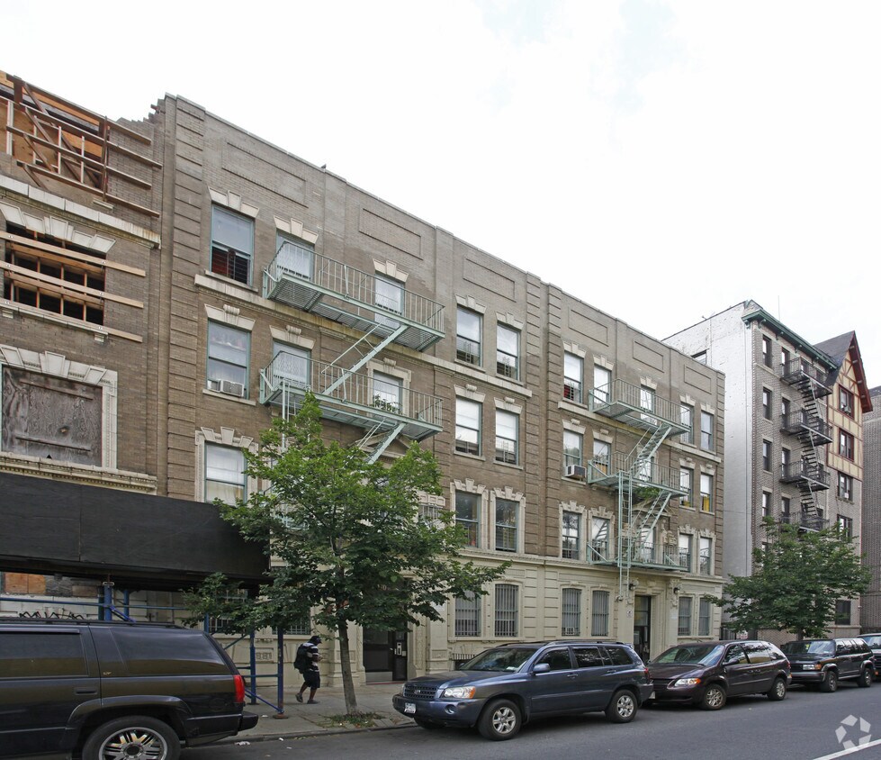 Foto del edificio - 166-170 Brooklyn Ave