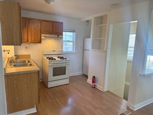 Foto del edificio - 8807 W Becher St