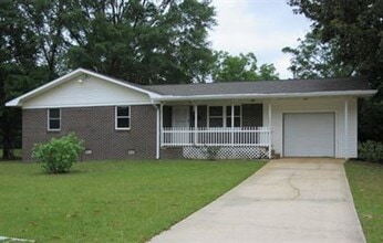 Building Photo - 114 Antler Dr