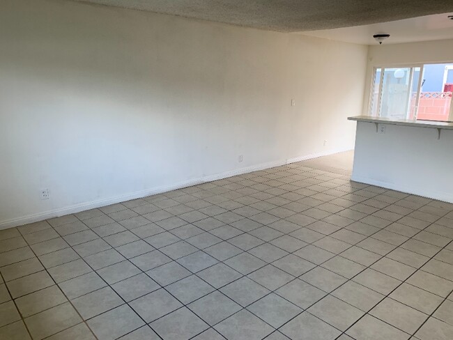 Building Photo - 3411 Orange Ave