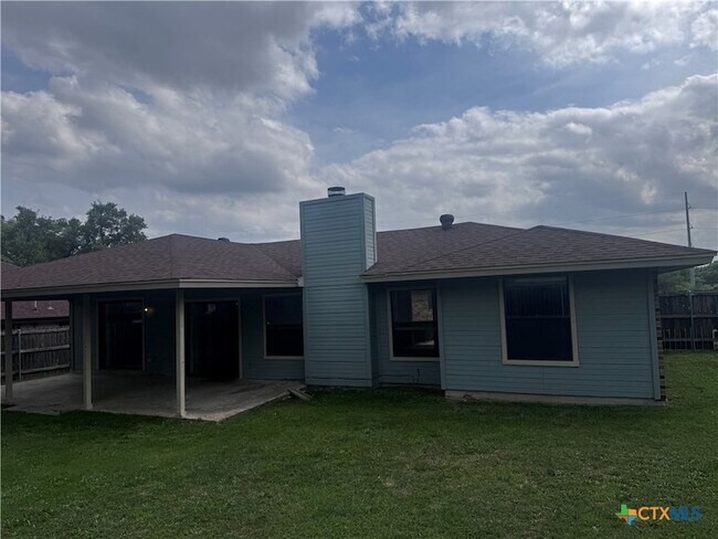 Foto del edificio - 4505 River Oaks Dr