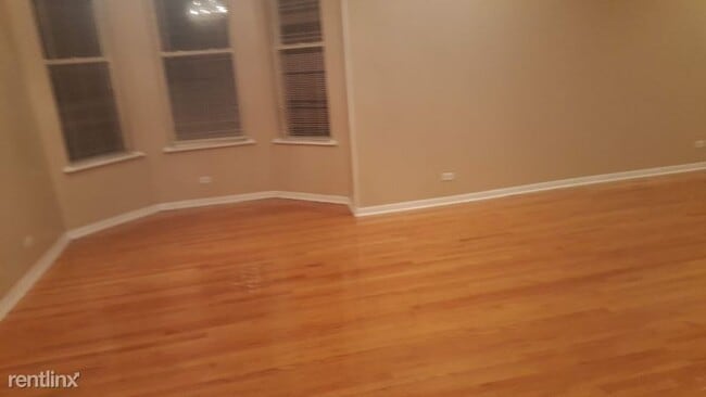Building Photo - 2 br, 1 bath Condo - 118 E 45th Street