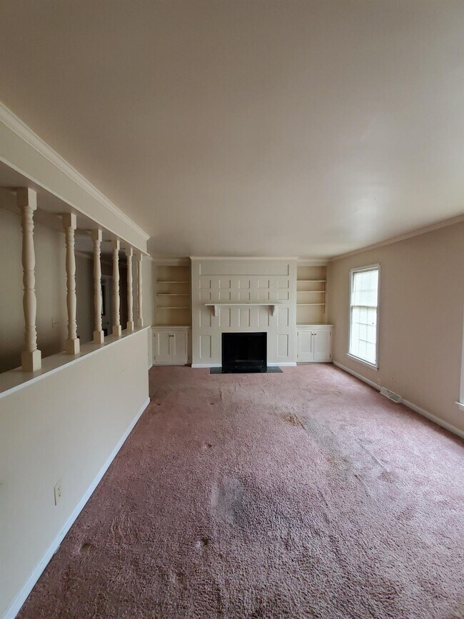 1321 Leaning Tree Ln, Lexington, KY 40517 Townhome Rentals in