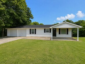 Building Photo - 2274 Hempridge Rd
