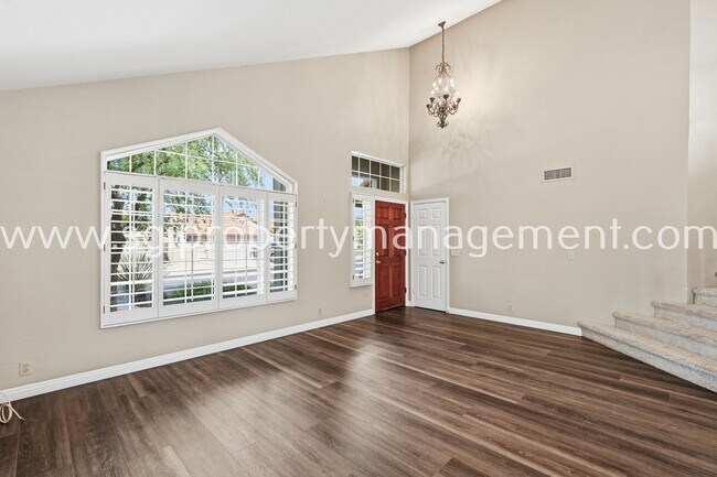 Foto del edificio - 30405 N 42nd St
