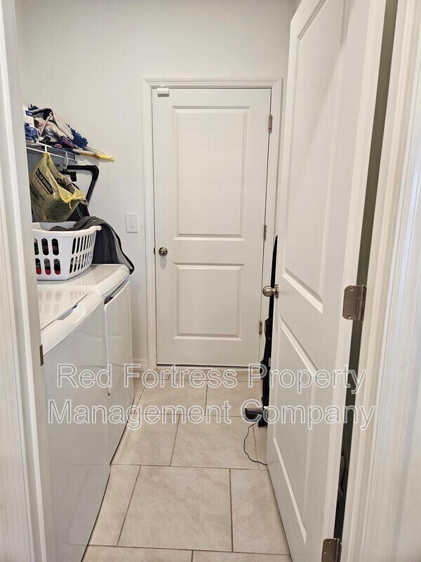 Foto del edificio - 12210 Dakota Ridge Pl