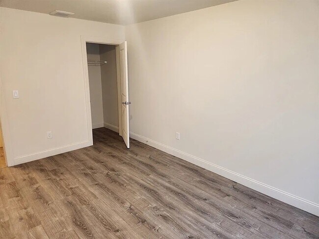 Building Photo - 55 Everit Ave