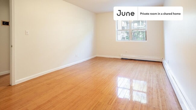 Building Photo - Room in Shared 4 bed/2 bath home