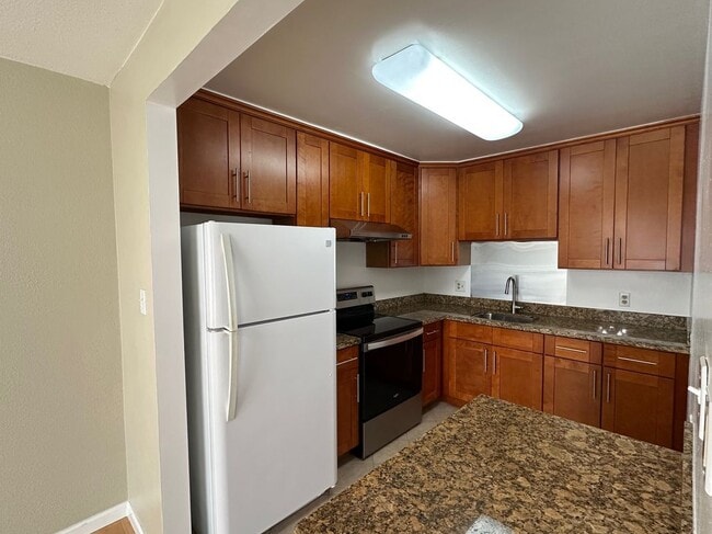 Building Photo - 1591 Dolores St