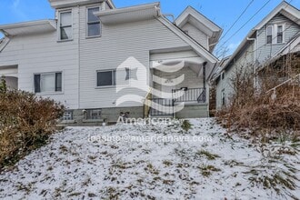 Building Photo - 835 Steuben St