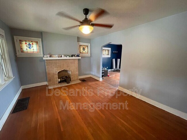Building Photo - 344 Fernhill Ave