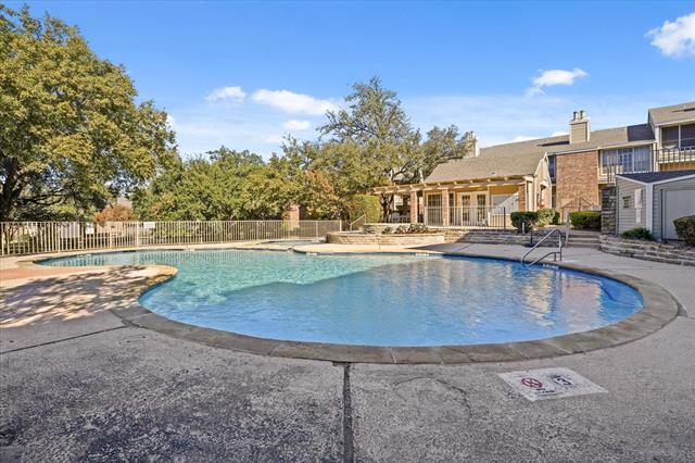 Foto del edificio - 3550 Country Square Dr