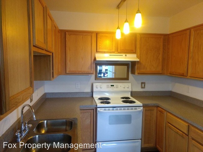 Building Photo - 950 Laramie Blvd