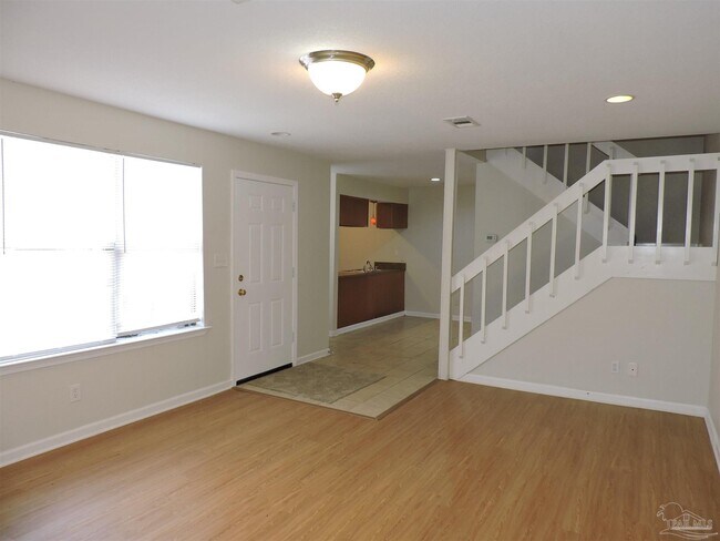 Foto del edificio - 2301 W Michigan Ave