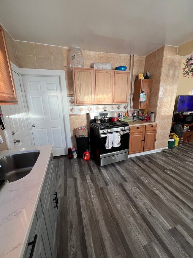 Foto del edificio - 193 Chatham St